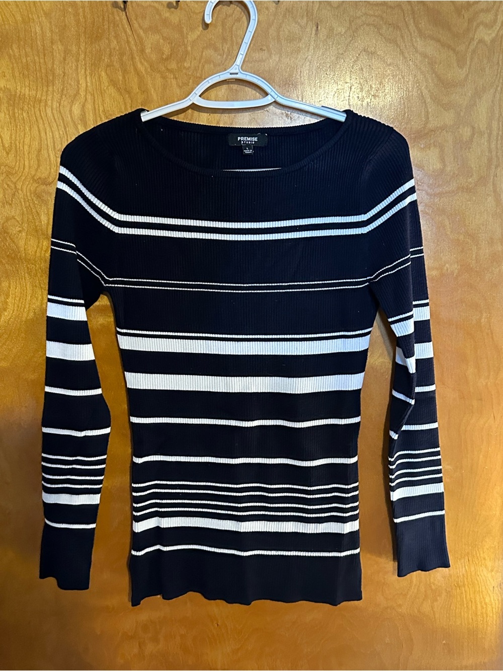 Women’s Navy & White Striped Knit Long-Sleeve Top